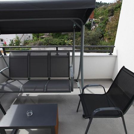 Apartmani Ive Трогир Екстериор снимка