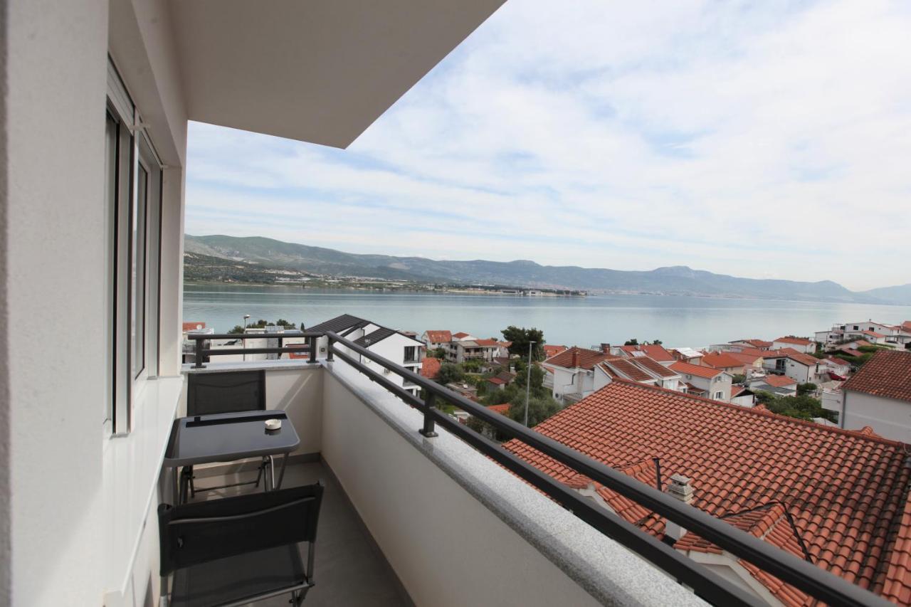 Apartmani Ive Трогир Екстериор снимка
