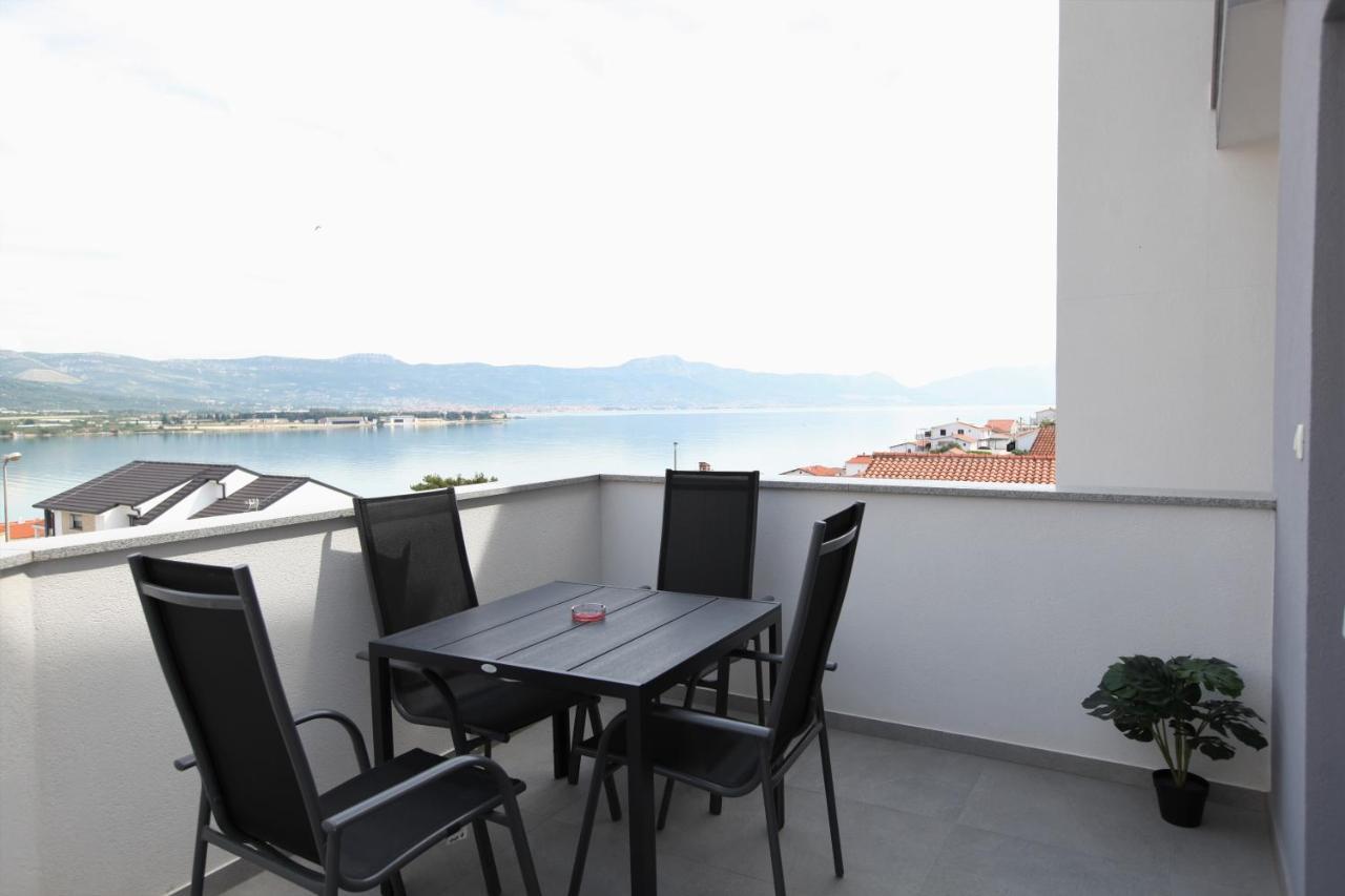 Apartmani Ive Трогир Екстериор снимка